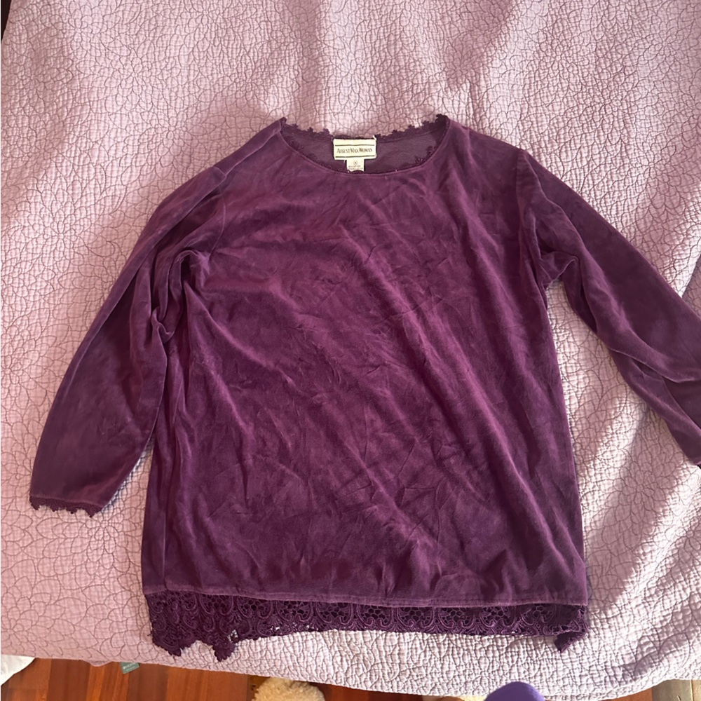 Purple VELVET VINTAGE Women's Top